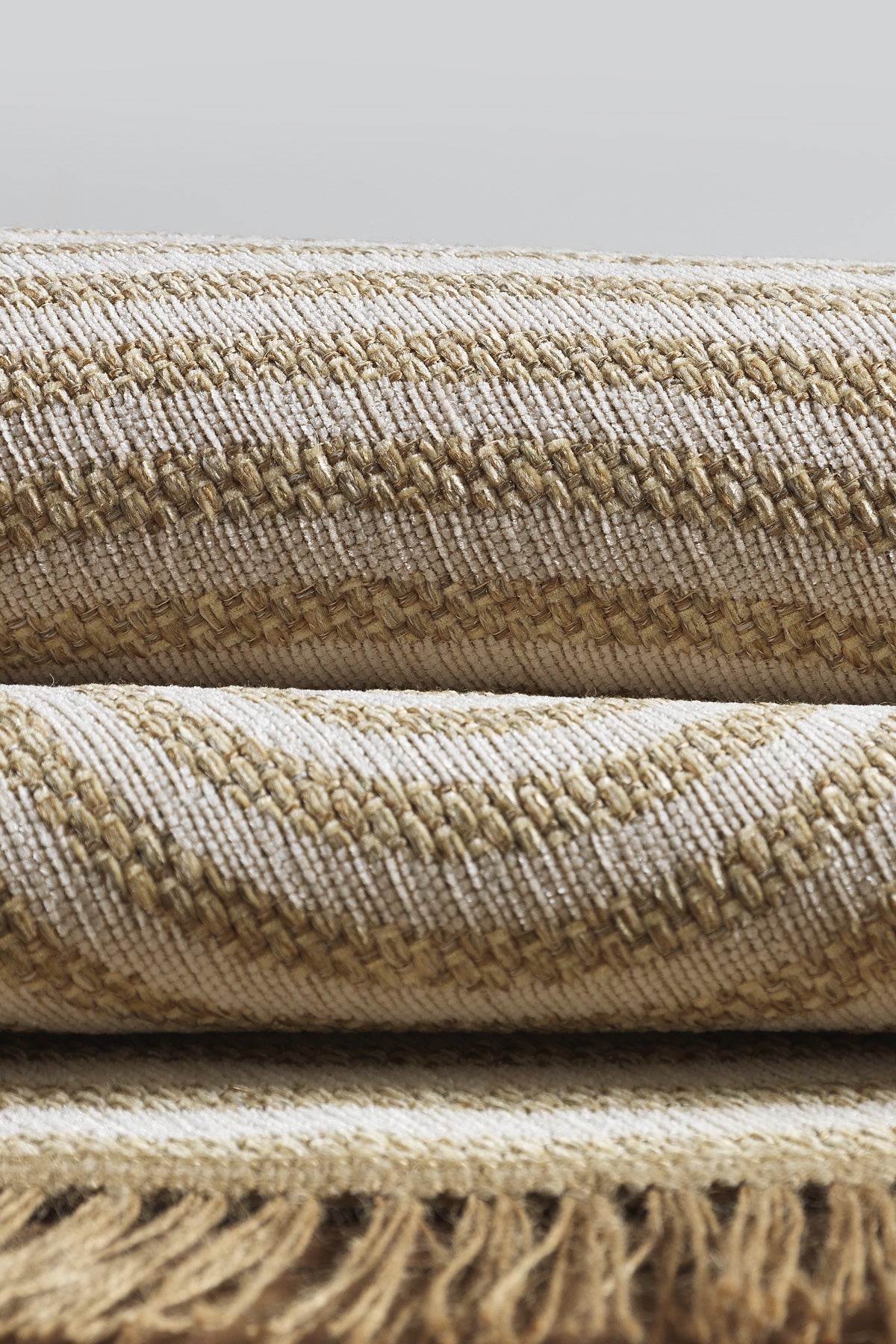 Modern Round Rug | Woven Round Rug | Demaer Home Decor